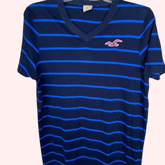 Hollister Nautical Stripe V-Neck T-shirt Y2K Blue Navy Soft Size Medium - Picture 1 of 5